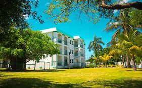 Best Western Grand Baymen Gardens